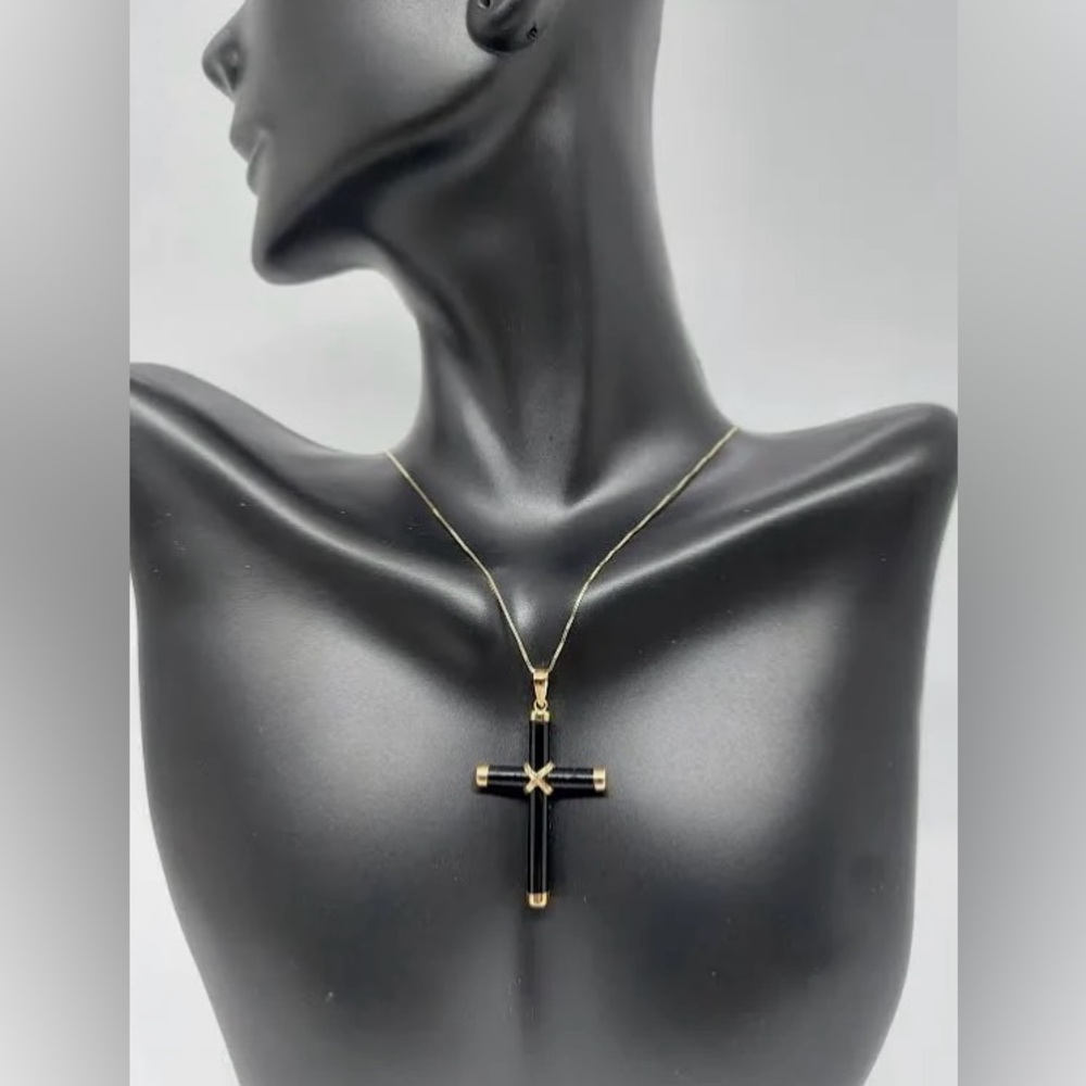 Black ONYX Gold Cross Charm Pendant/Necklace
